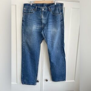 Levi’s 505 Jeans Men’s 40x32 Medium Straight Leg Denim 100% Cotton Whiskering